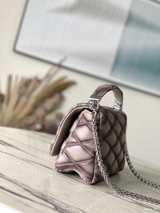 LOUIS VUITTON GO-14 MM 0806